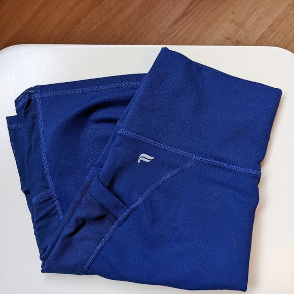 Fabletics shorts - Picture 3 of 6